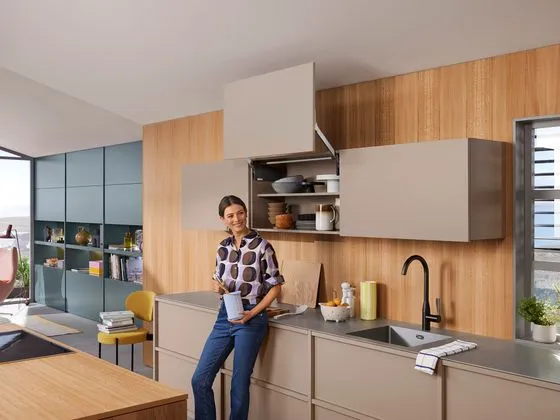 AVENTOS HL top · imagen oficial de Blum
